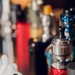 Why is it important to ensure the online vape shop is compliant with Canadian vaping regulations?