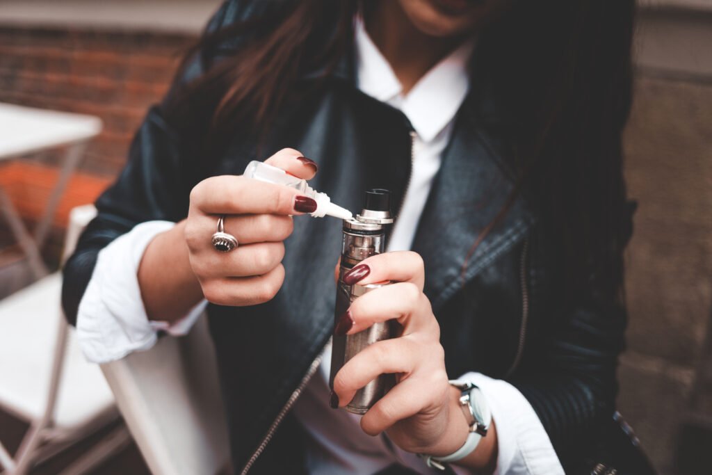 vaping laws in canada